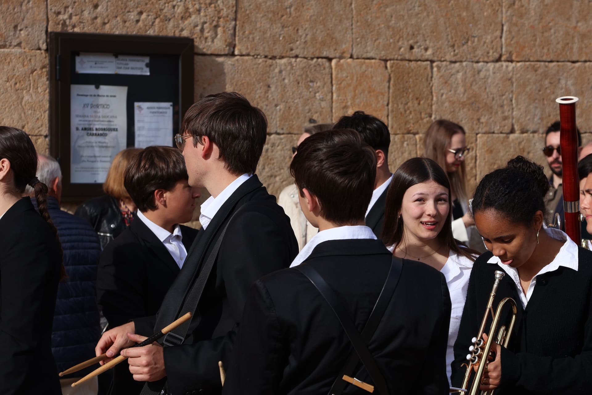 (21) GALERÍA | Revive en imágenes la procesión del Santo Entierro en Fuentesaúco