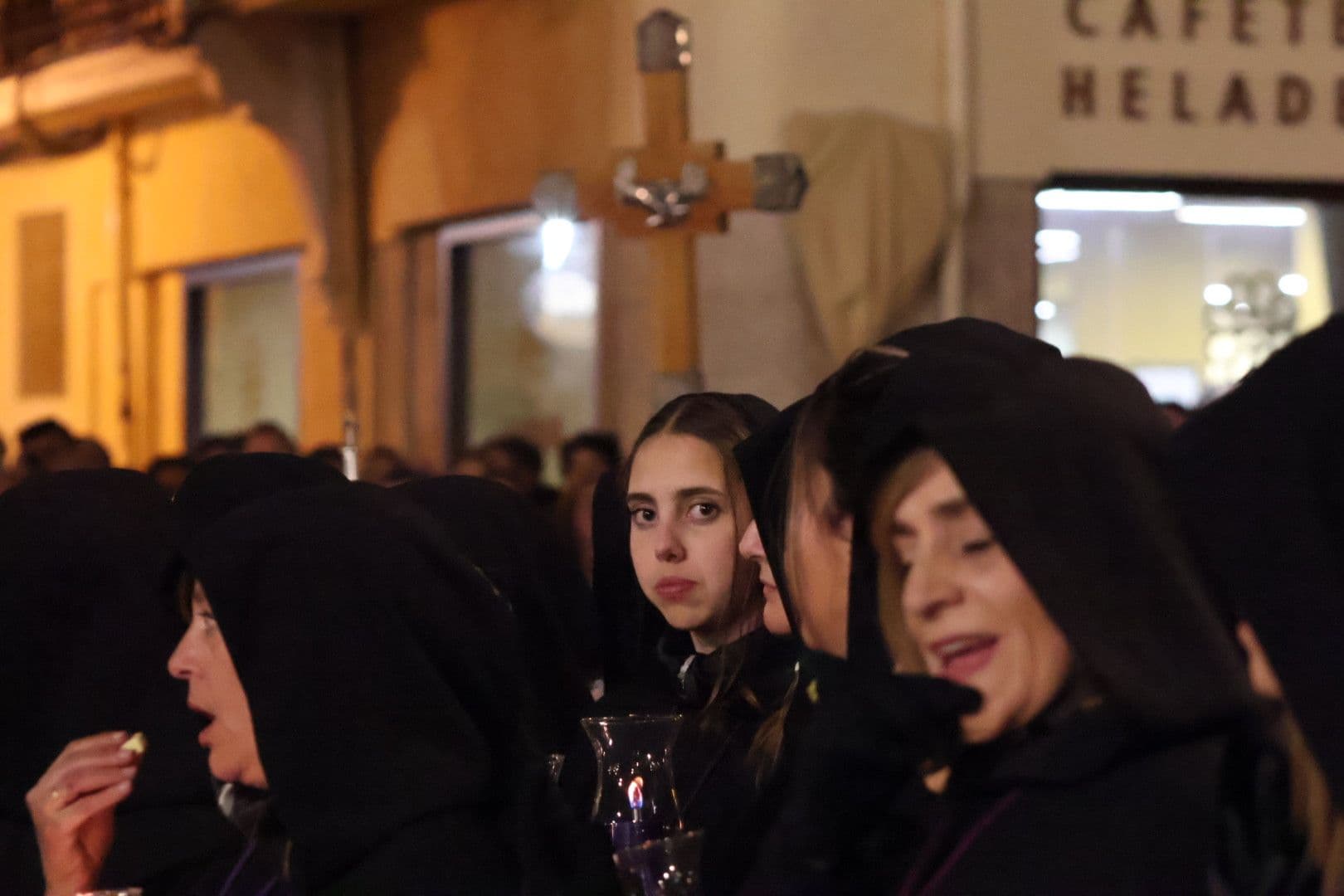 (28) GALERÍA | Revive en imágenes la procesión de la Soledad