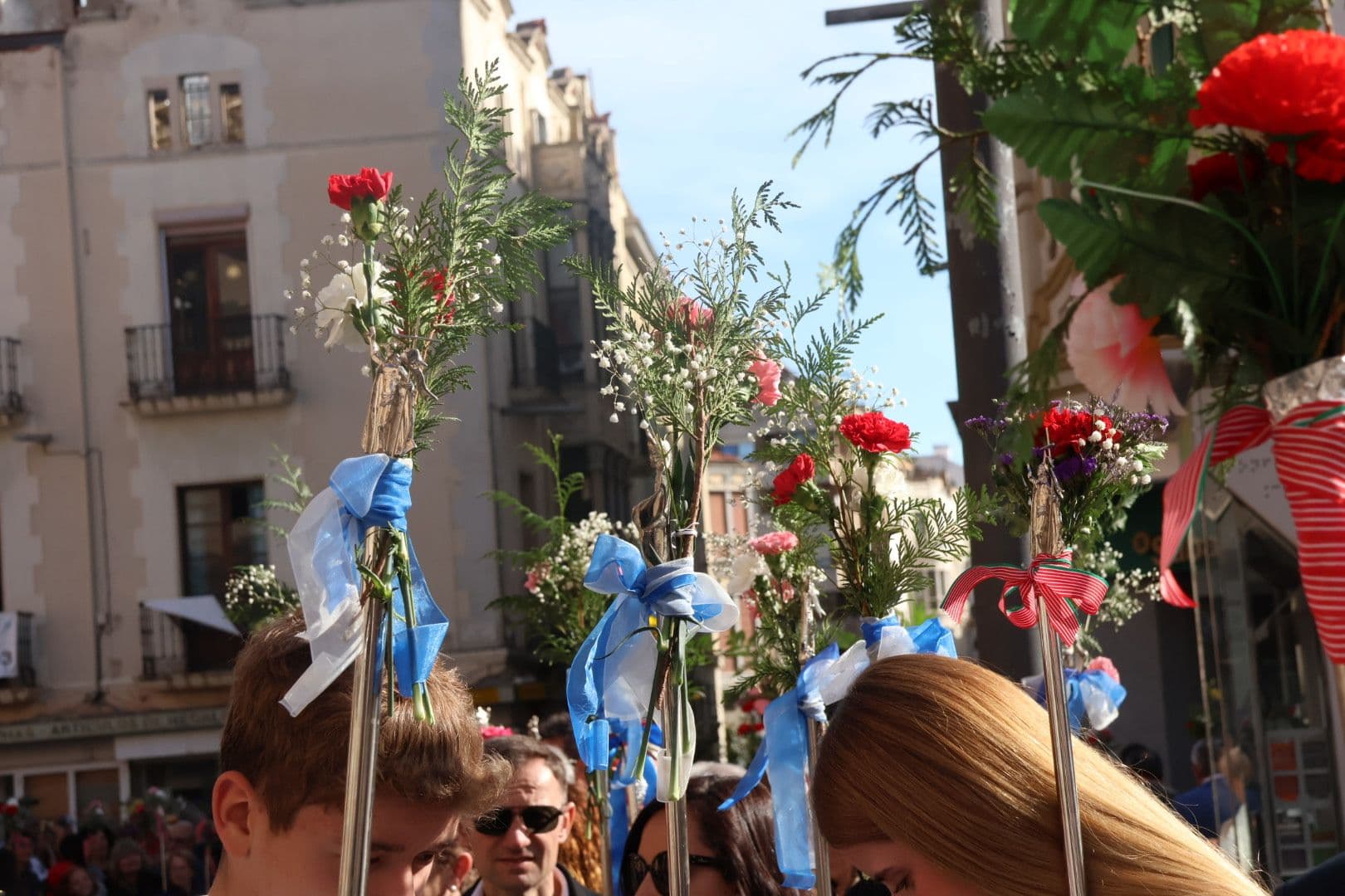 (39) GALERÍA | Revive en imágenes la procesión de la Santísima Resurrección