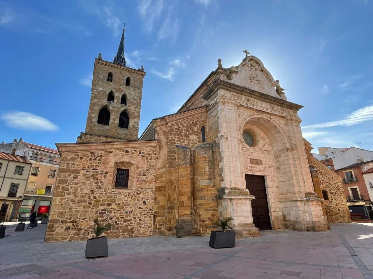 Iglesia de Santa María en Benavente