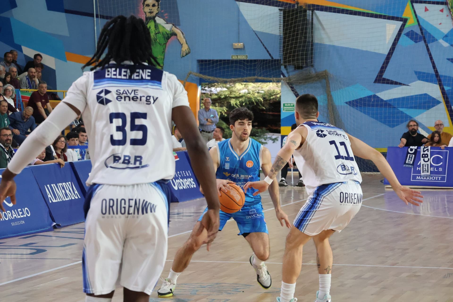 (29) GALERÍA | El encuentro entre el CB Zamora y el Flexicar Fuenlabrada, en imágenes