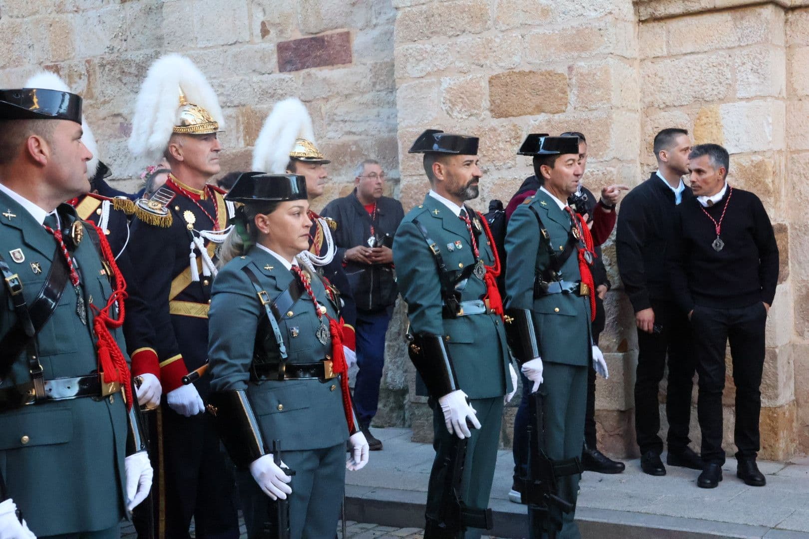 (2) GALERÍA | Revive en imágenes la procesión de la Santísima Resurrección