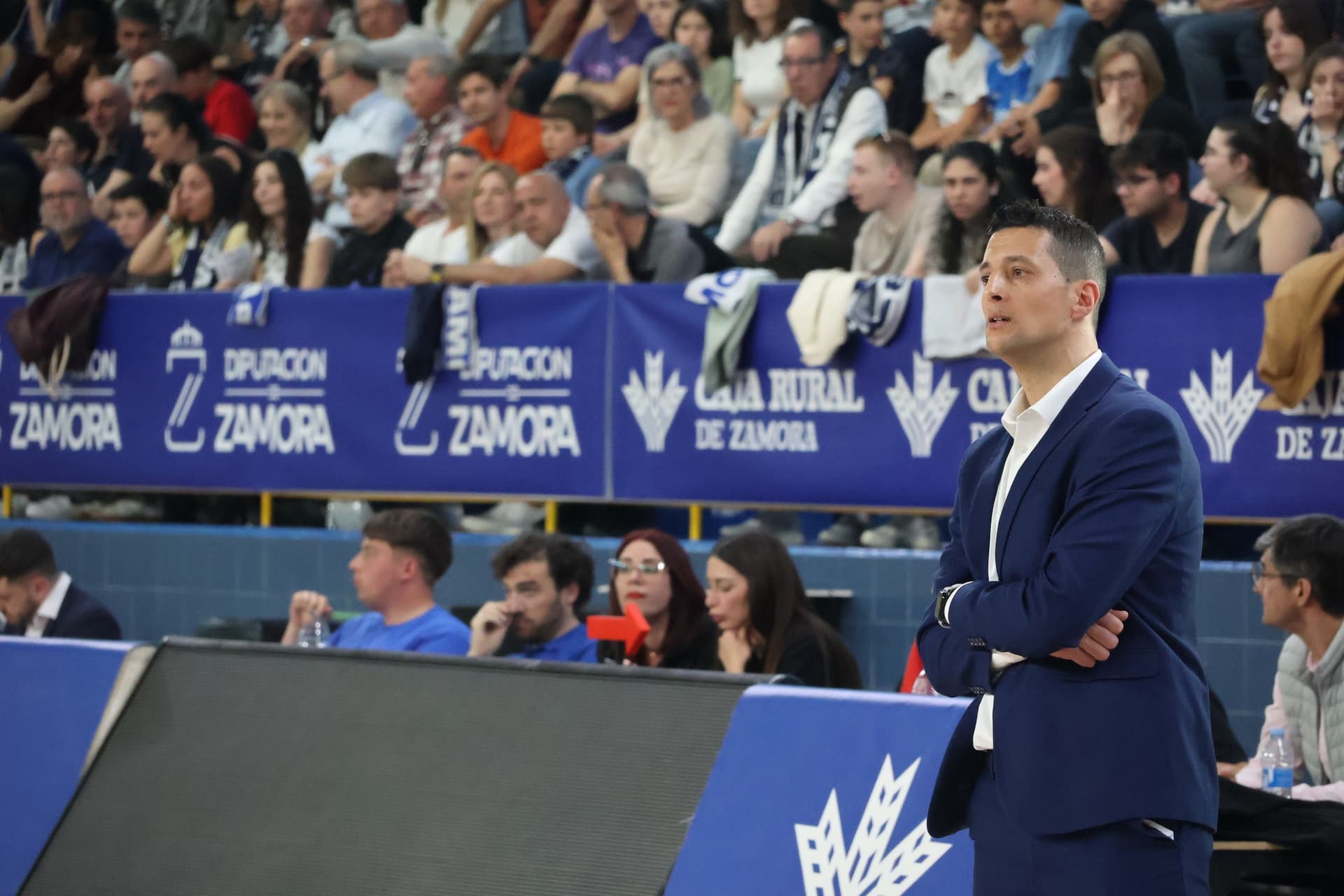 (38) GALERÍA | El encuentro entre el CB Zamora y el Flexicar Fuenlabrada, en imágenes