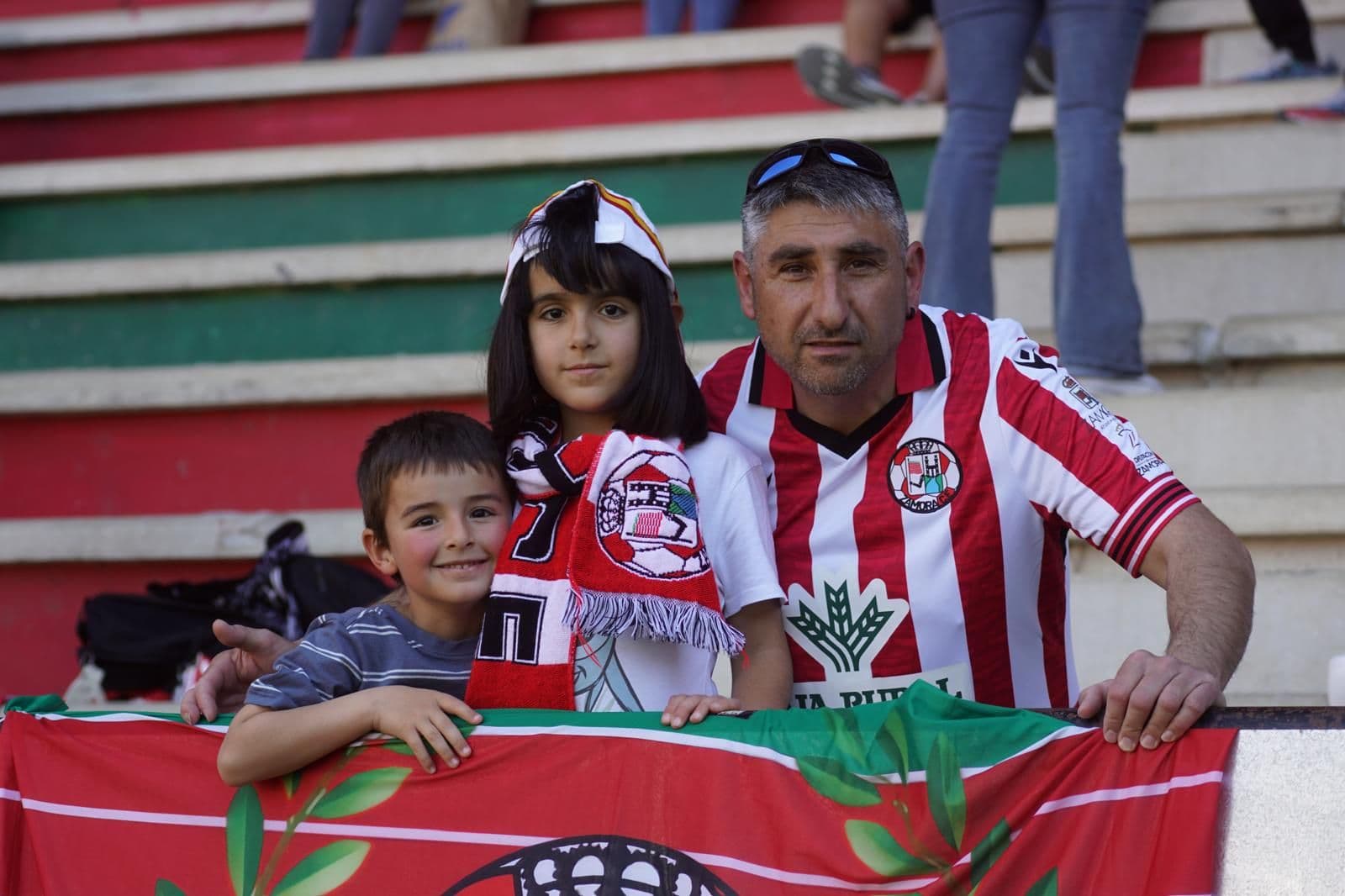 (13) GALERÍA | El Ruta de la Plata vibra con el derbi entre Zamora CF y Unionistas de Salamanca