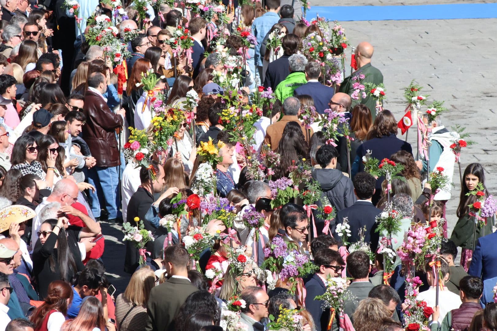 (55) GALERÍA | Revive en imágenes la procesión de la Santísima Resurrección
