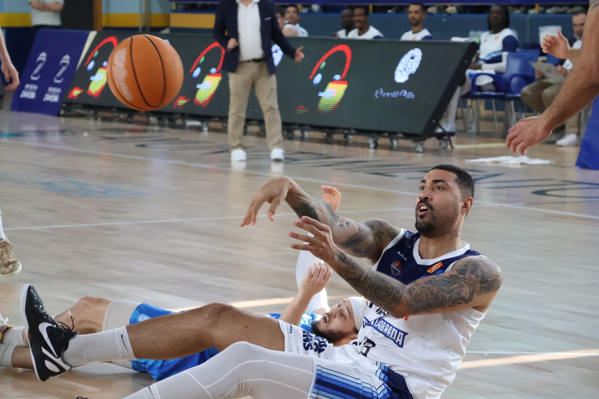 (1) GALERÍA | El encuentro entre el CB Zamora y el Flexicar Fuenlabrada, en imágenes