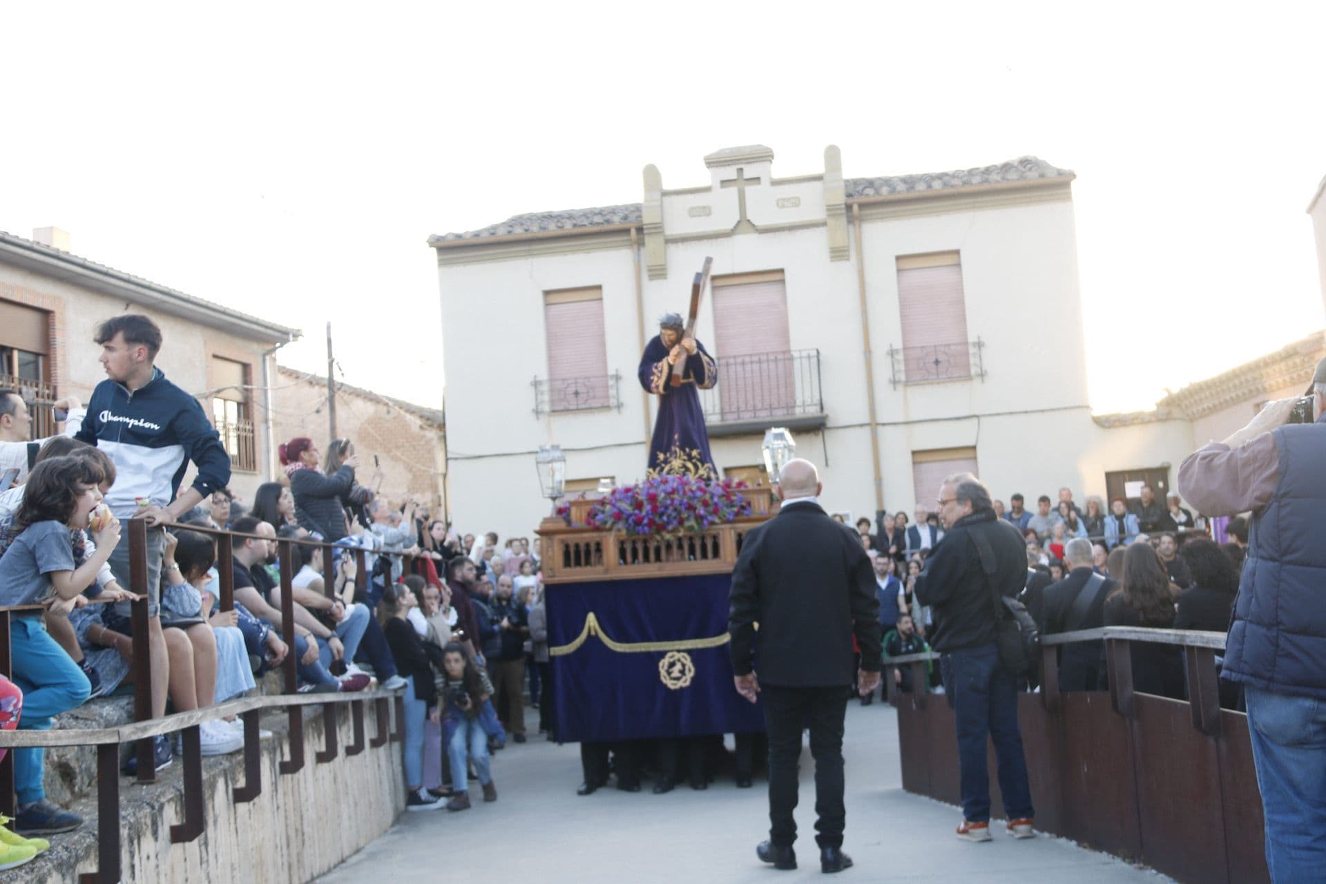 (2) Traslado Procesional del Nazareno de San Frontis