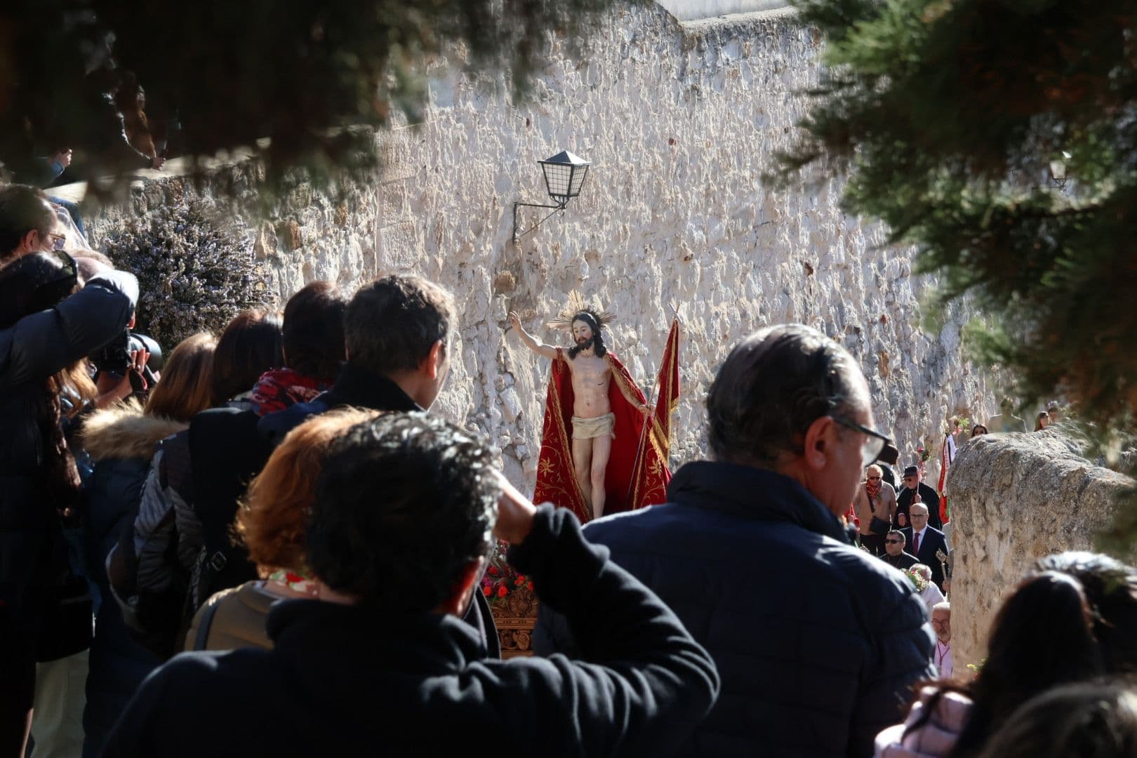 (29) GALERÍA | Revive en imágenes la procesión de la Santísima Resurrección