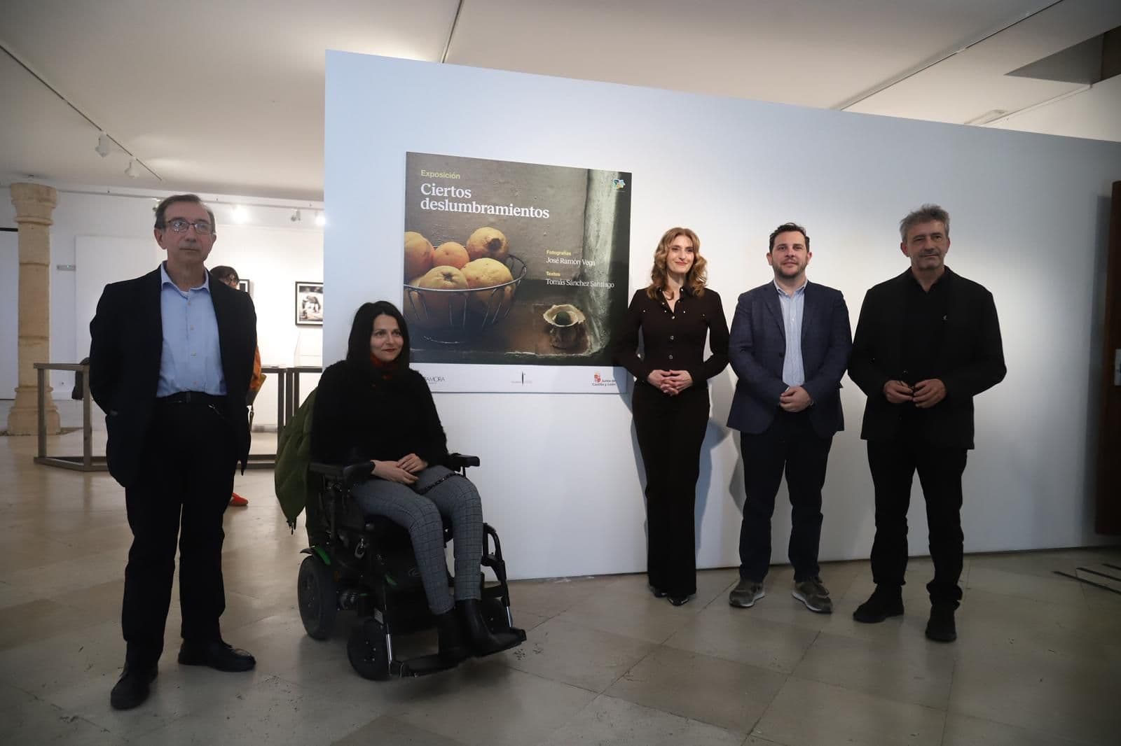 Poesía y fotografía: una fusión artística que ilumina la escena cultural de Zamora