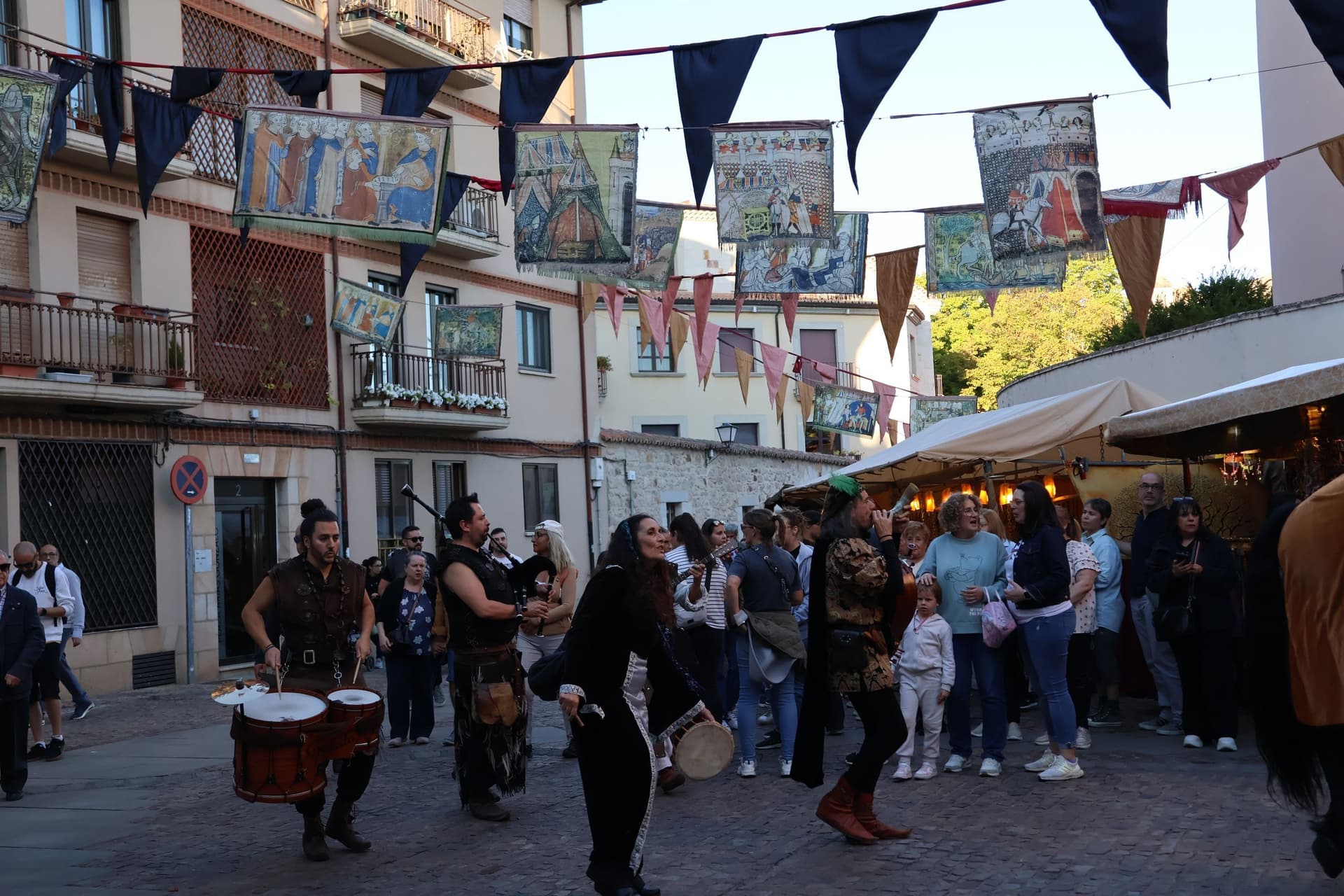 (28) GALERÍA | Desfile inaugural Mercado Medieval de Zamora