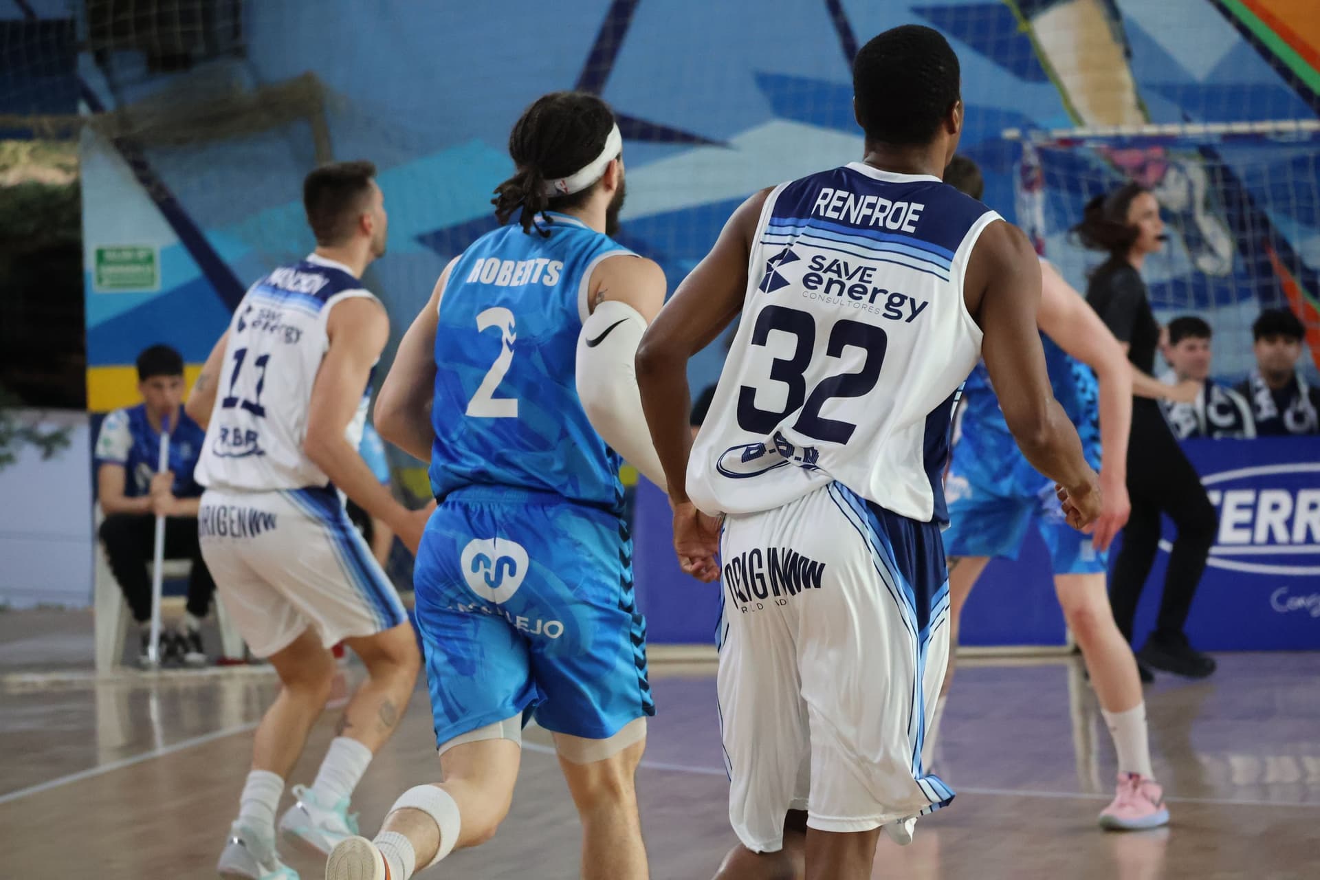 (37) GALERÍA | El encuentro entre el CB Zamora y el Flexicar Fuenlabrada, en imágenes