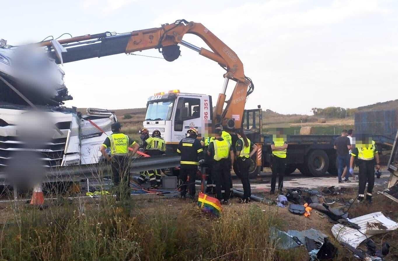 (2) Trágico accidente en Zamora: fallece el conductor de un camión en un accidente de tráfico