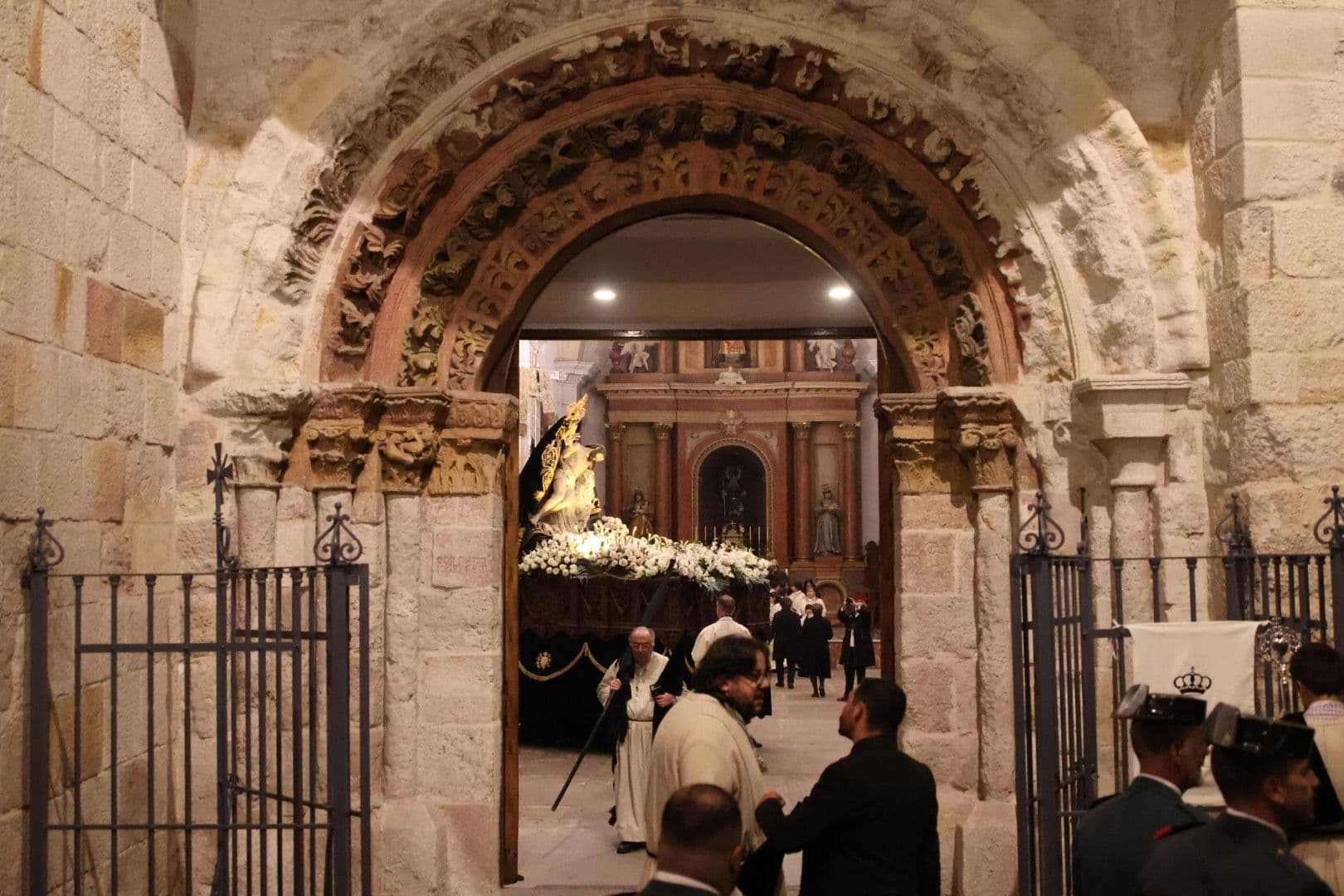 (22) GALERÍA | Revive en imágenes la procesión de Nuestra Madre