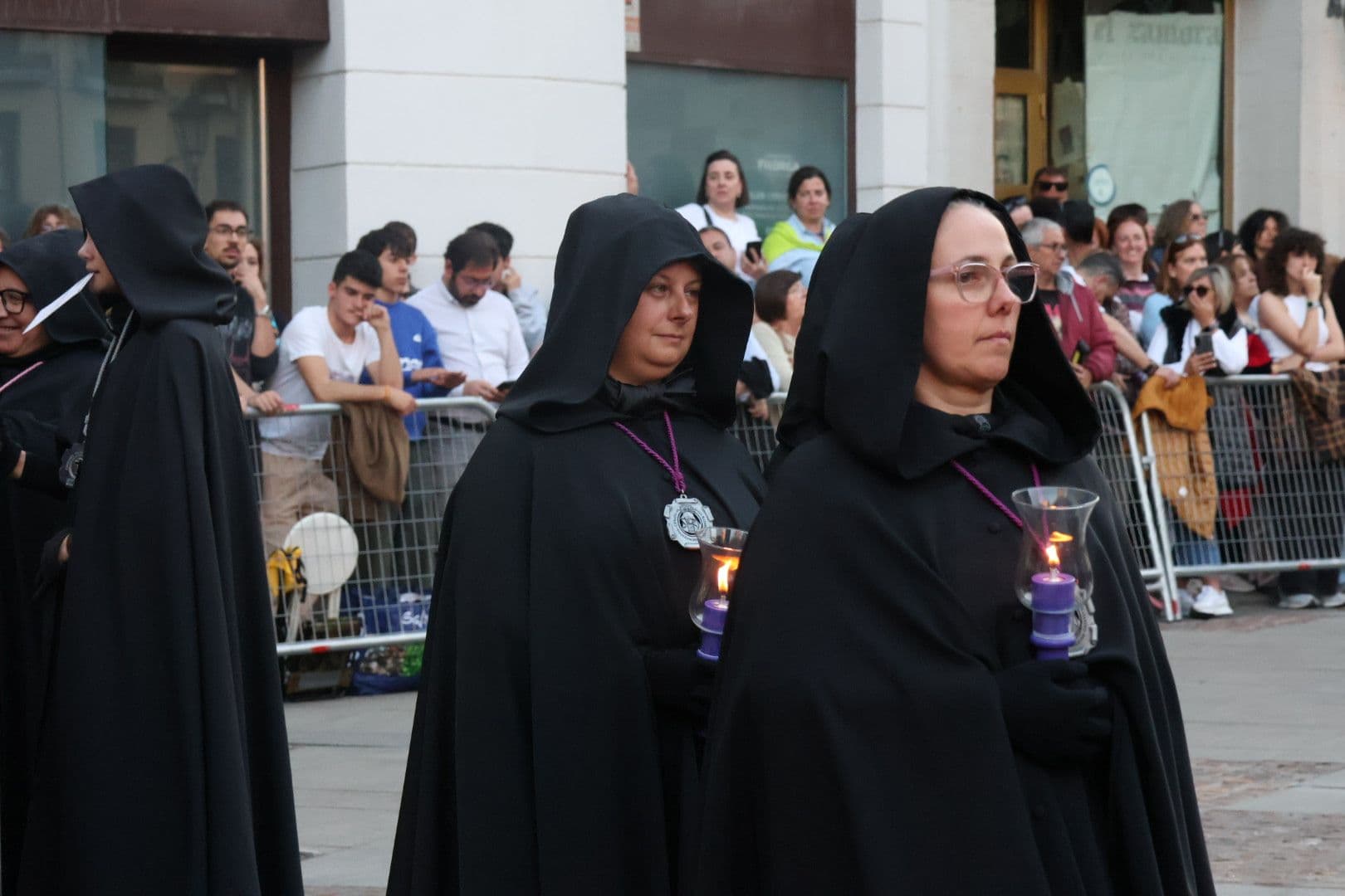 (91) GALERÍA | Revive en imágenes la procesión de la Soledad