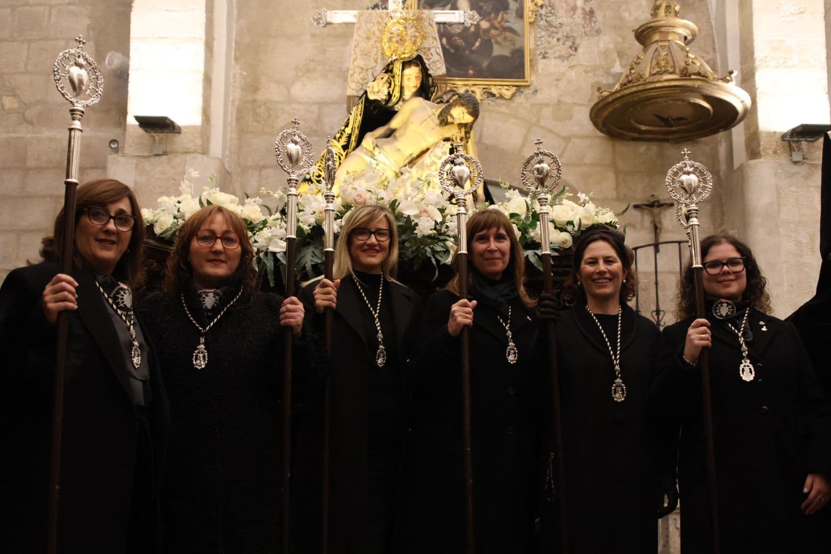 (14) GALERÍA | Revive en imágenes la procesión de Nuestra Madre