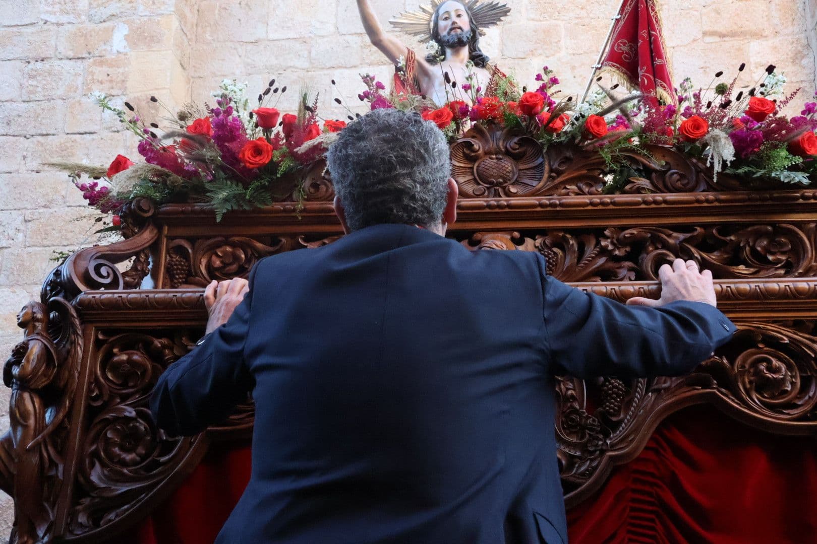 (9) GALERÍA | Revive en imágenes la procesión de la Santísima Resurrección