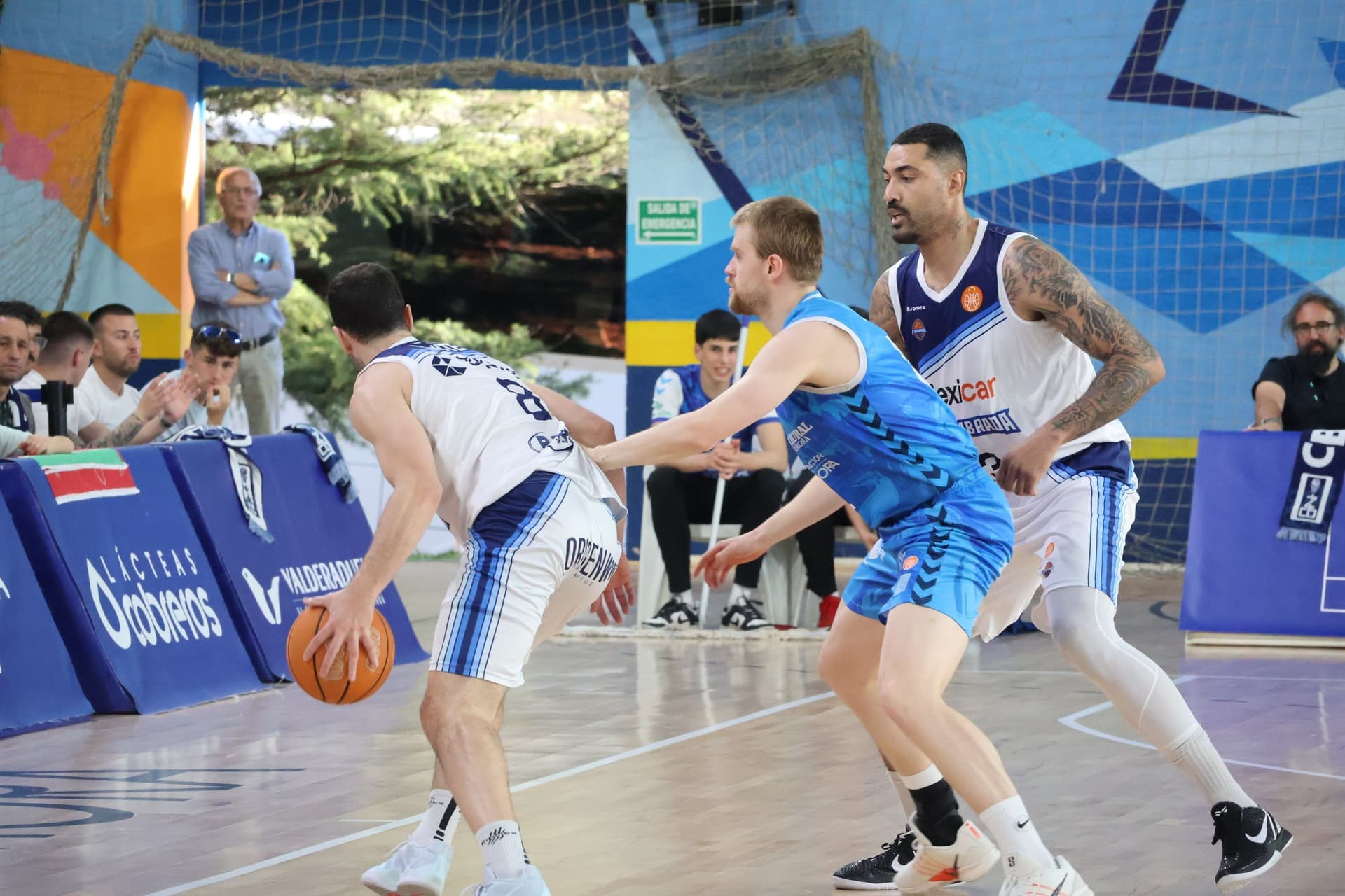 (13) GALERÍA | El encuentro entre el CB Zamora y el Flexicar Fuenlabrada, en imágenes