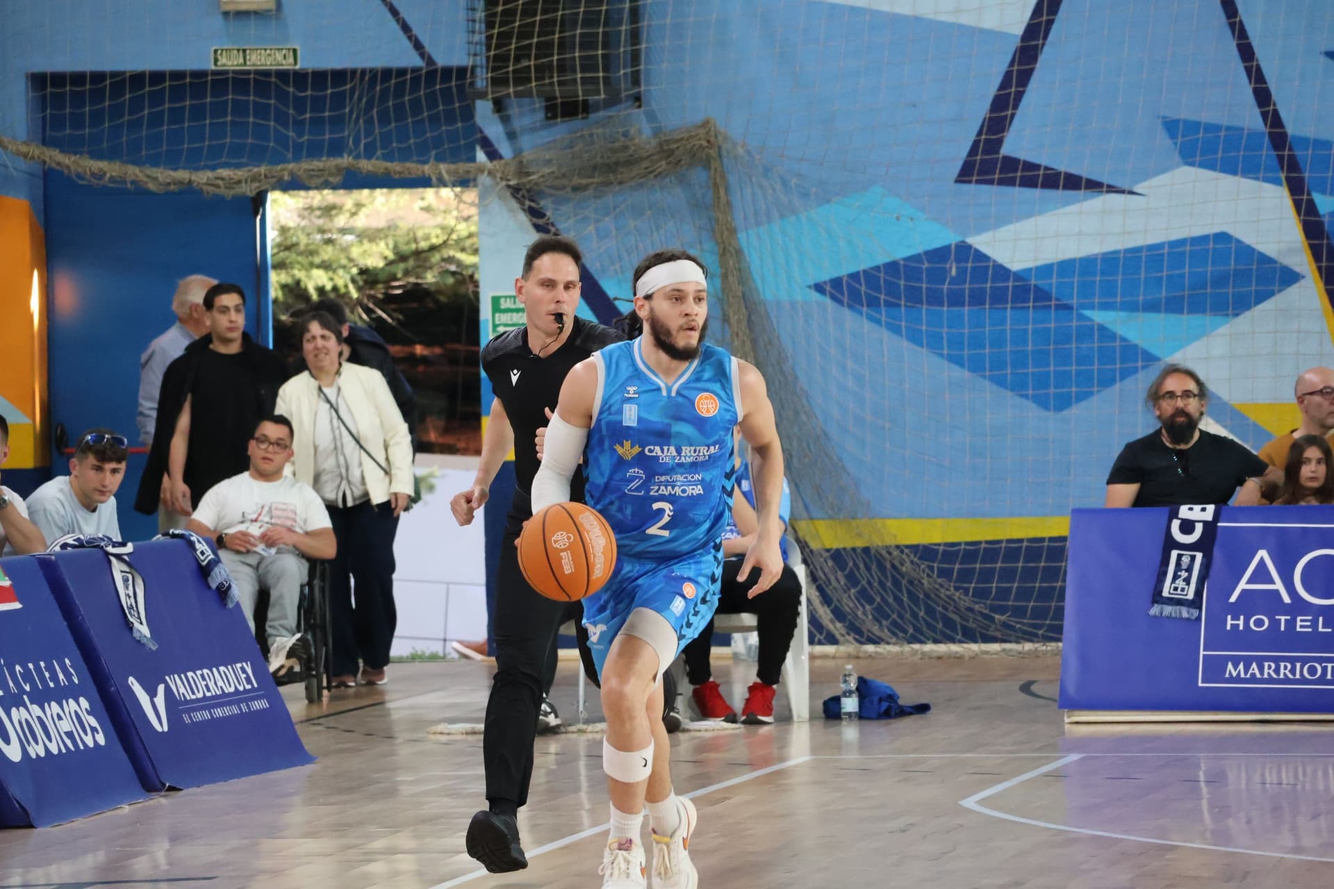 (50) GALERÍA | El encuentro entre el CB Zamora y el Flexicar Fuenlabrada, en imágenes