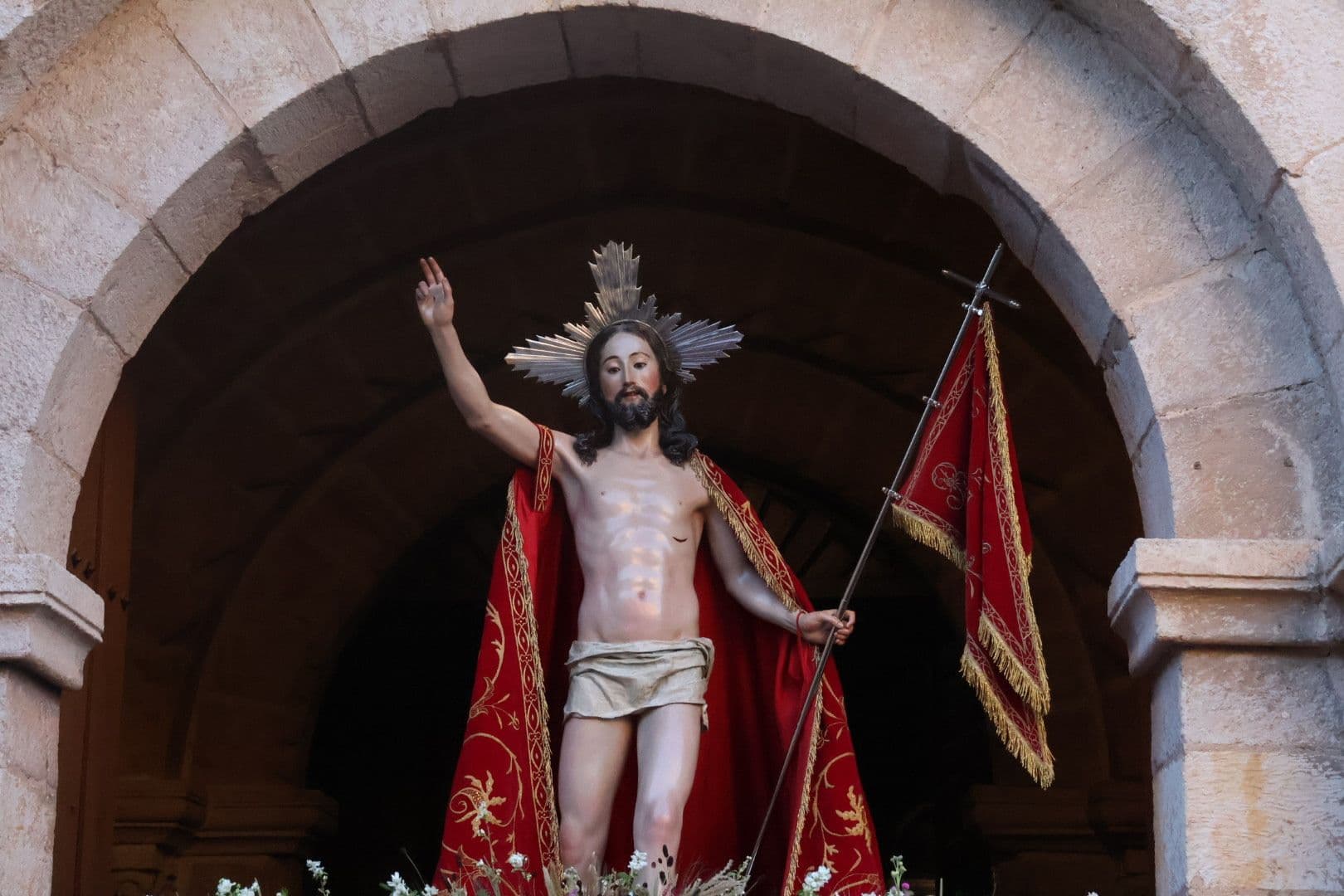 (4) GALERÍA | Revive en imágenes la procesión de la Santísima Resurrección