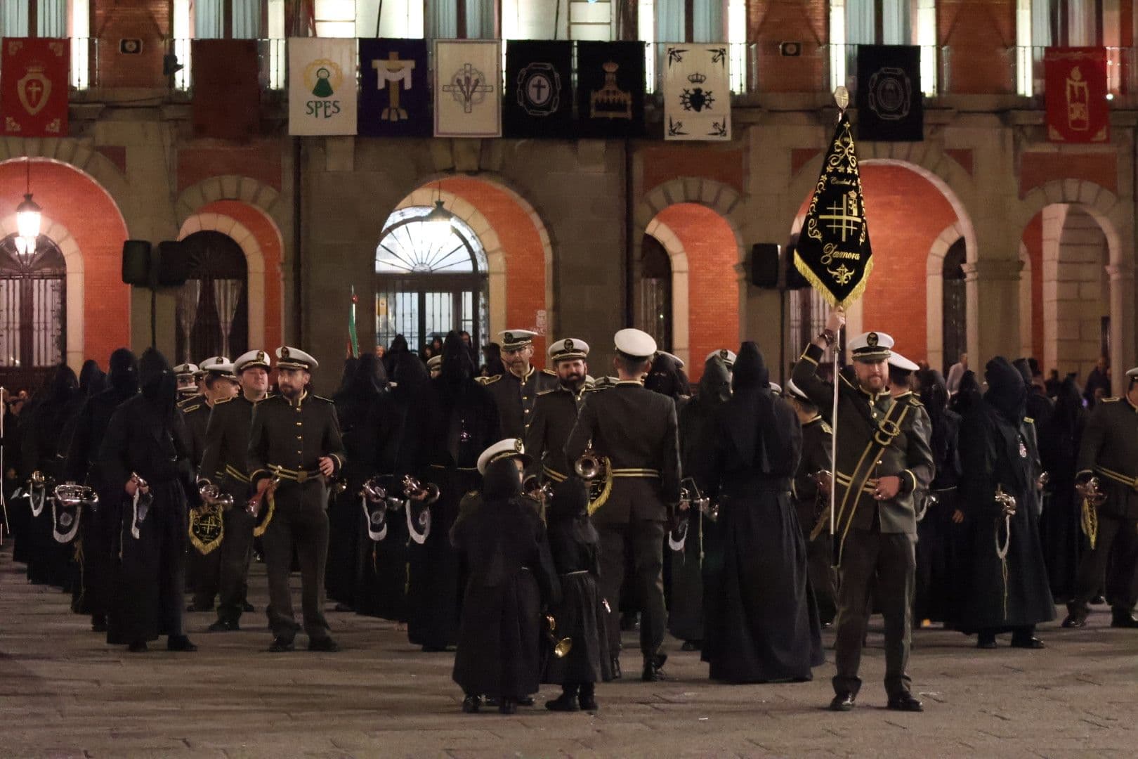 (33) GALERÍA | Revive en imágenes la procesión de la Soledad