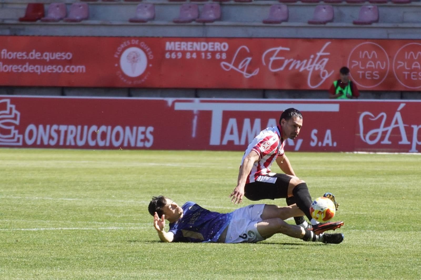 (16) GALERÍA | Revive en imágenes el derbi entre el Zamora CF y Unionistas de Salamanca
