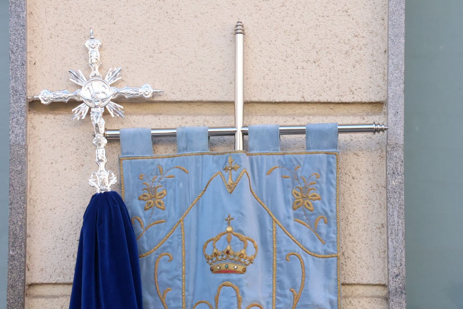 (33) GALERÍA | Revive en imágenes la procesión de la Santísima Resurrección