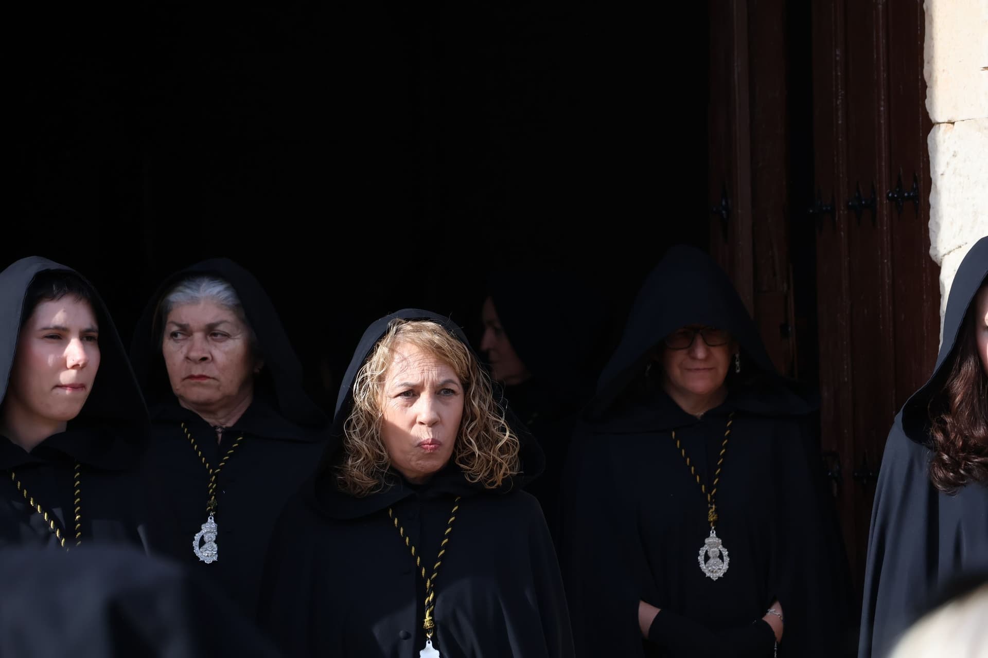 (58) GALERÍA | Revive en imágenes la procesión del Santo Entierro en Fuentesaúco