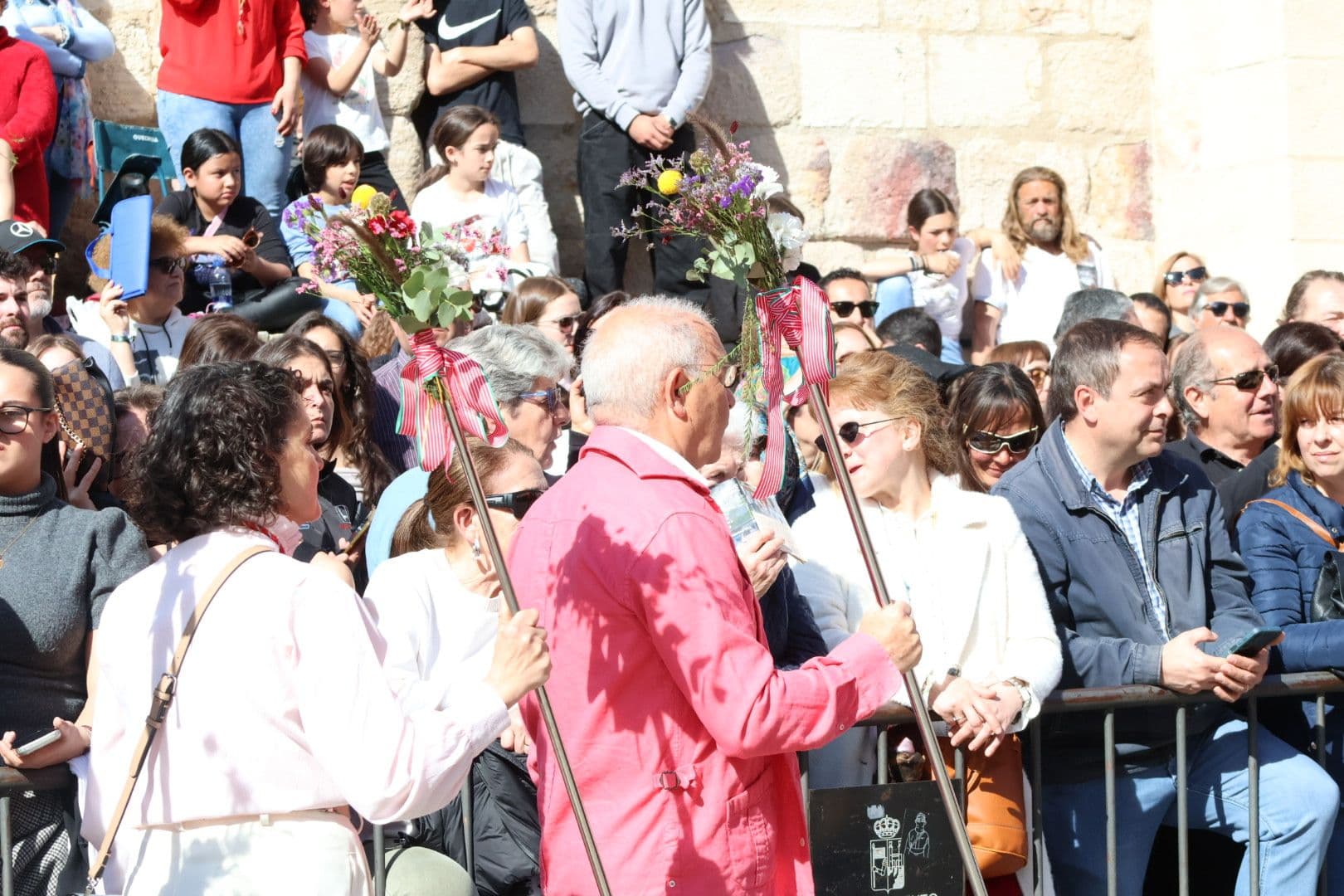 (49) GALERÍA | Revive en imágenes la procesión de la Santísima Resurrección