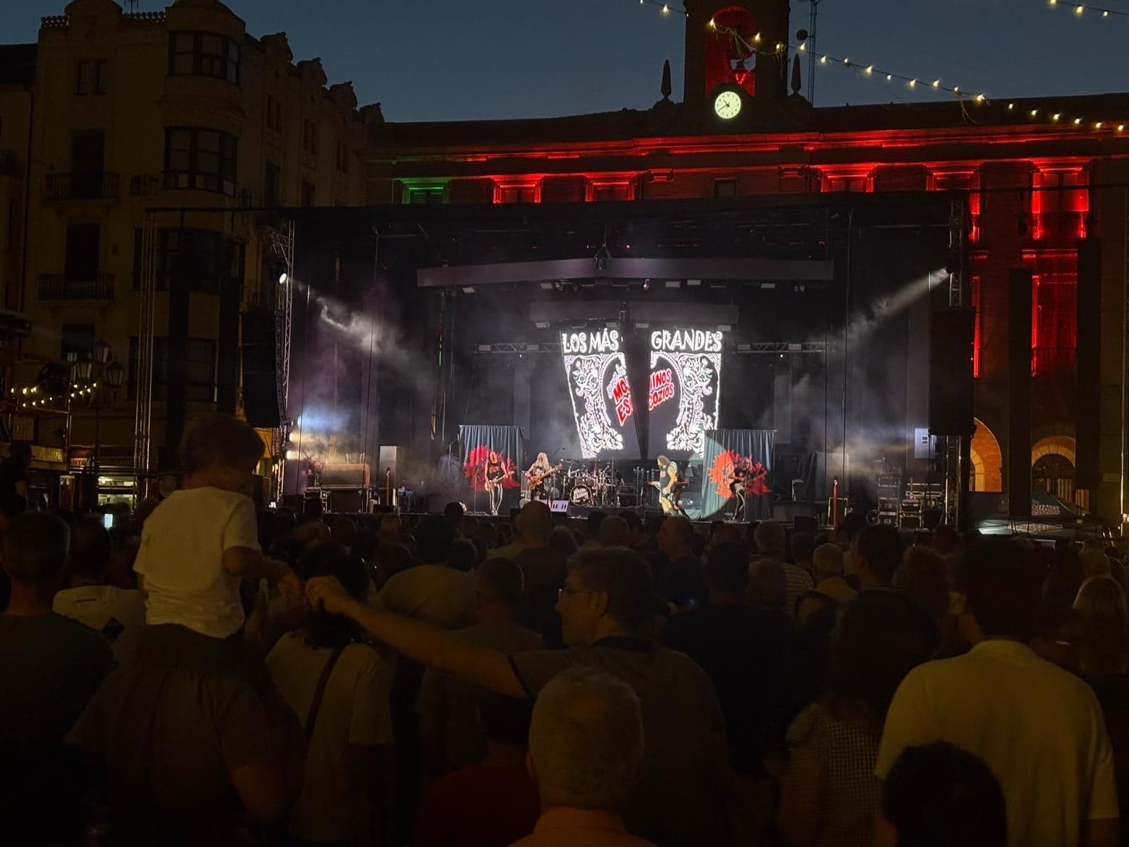 Imagen del concierto de Mojinos Escozíos el pasado 2025