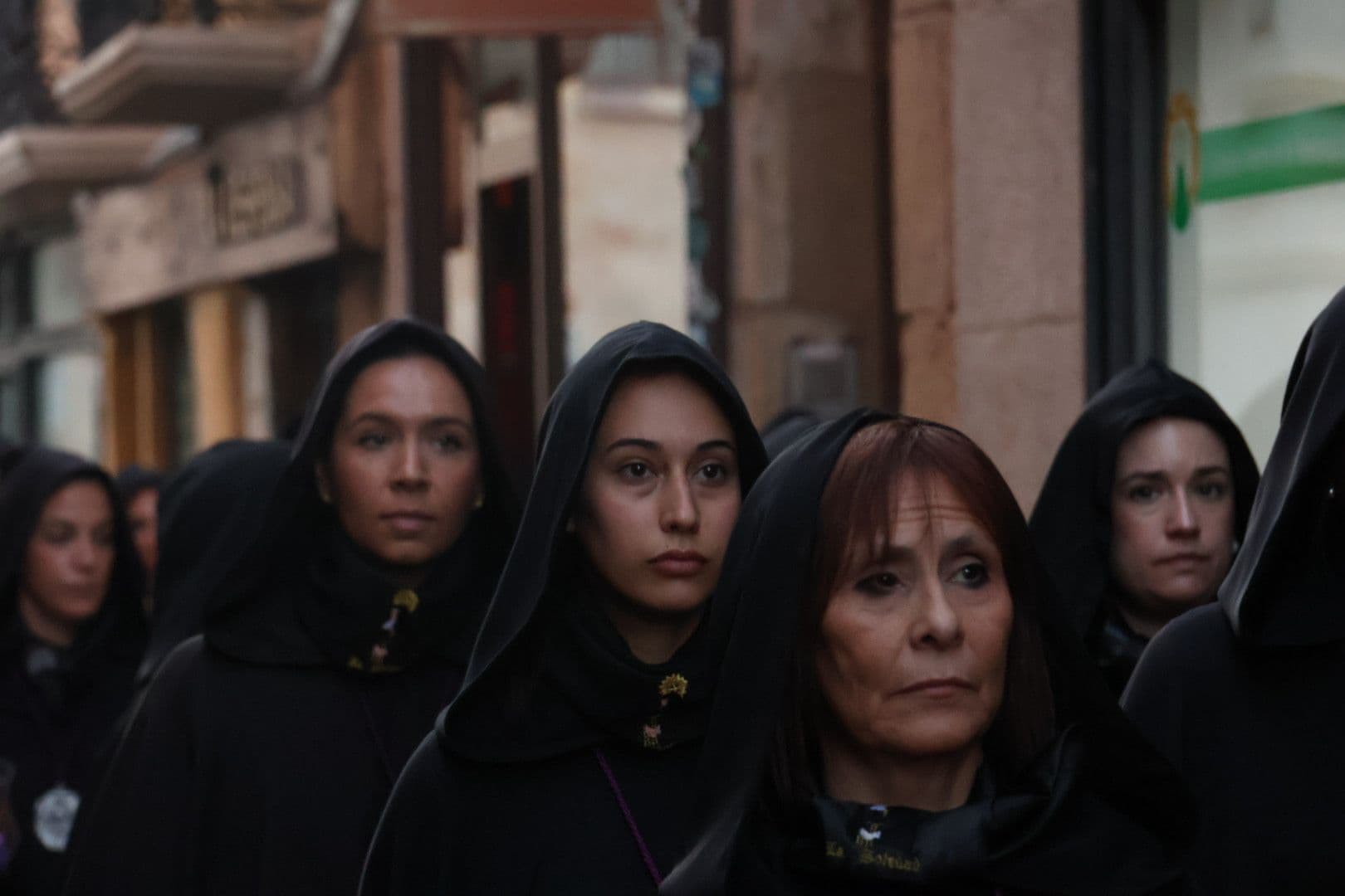 (94) GALERÍA | Revive en imágenes la procesión de la Soledad