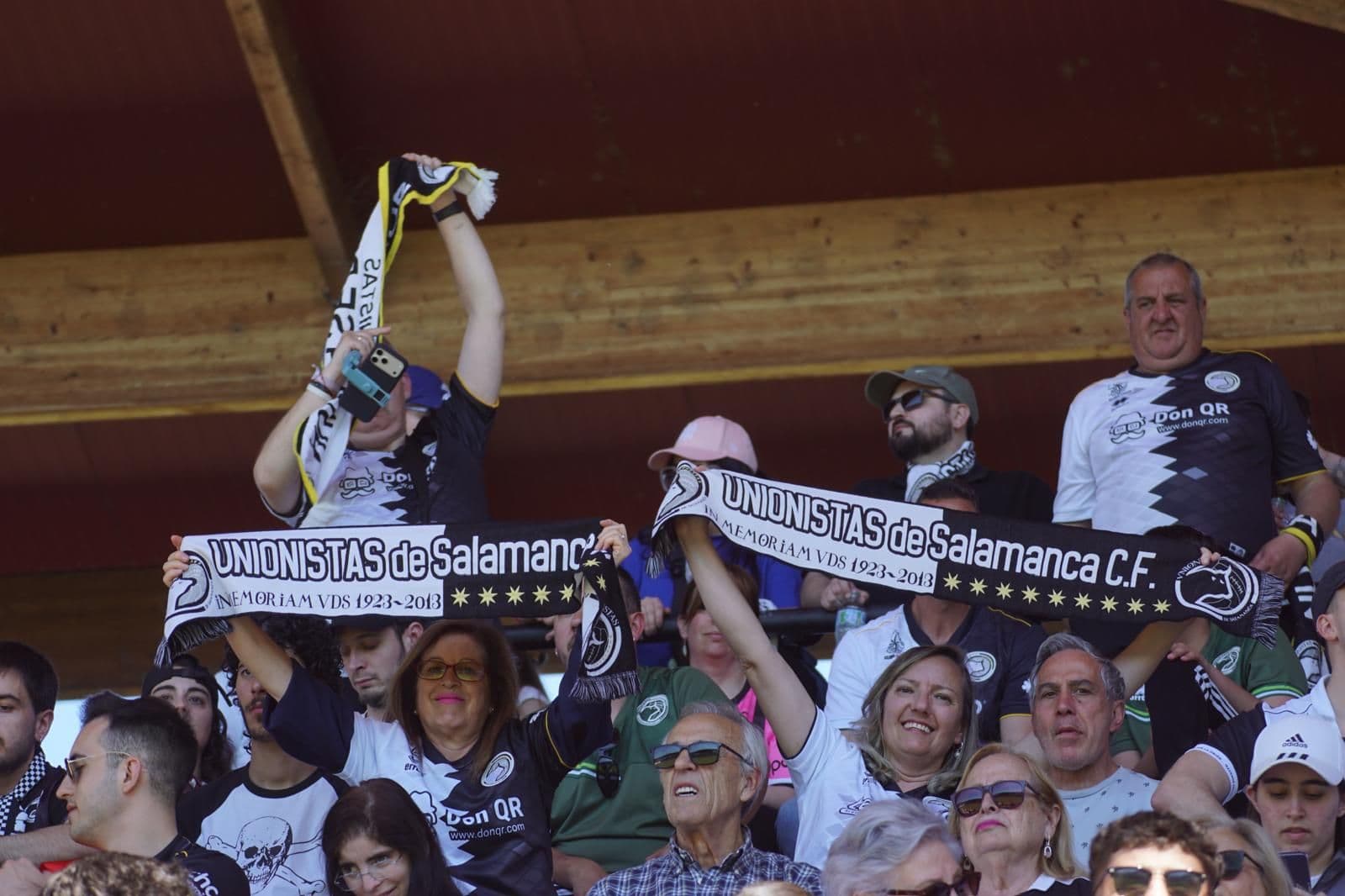 (30) GALERÍA | El Ruta de la Plata vibra con el derbi entre Zamora CF y Unionistas de Salamanca