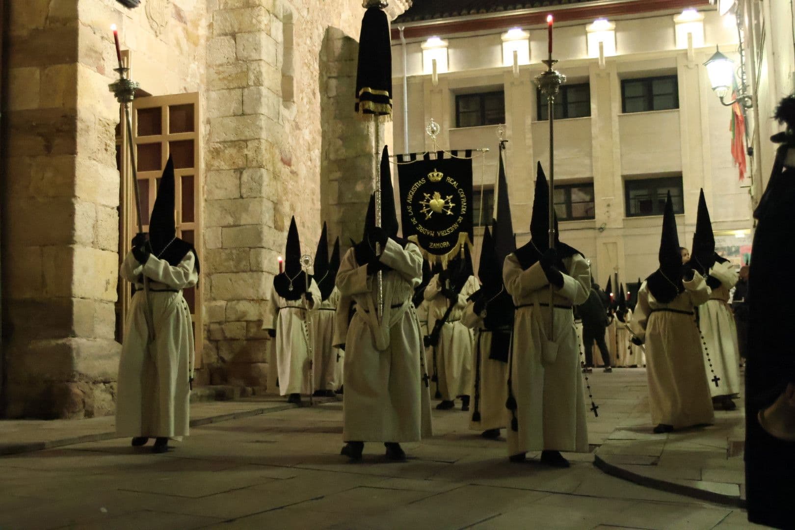 (29) GALERÍA | Revive en imágenes la procesión de Nuestra Madre