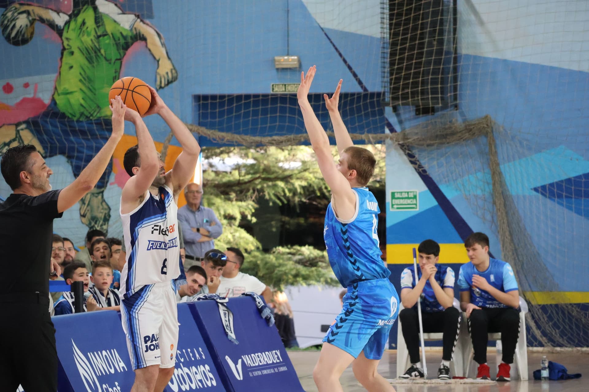 (10) GALERÍA | El encuentro entre el CB Zamora y el Flexicar Fuenlabrada, en imágenes