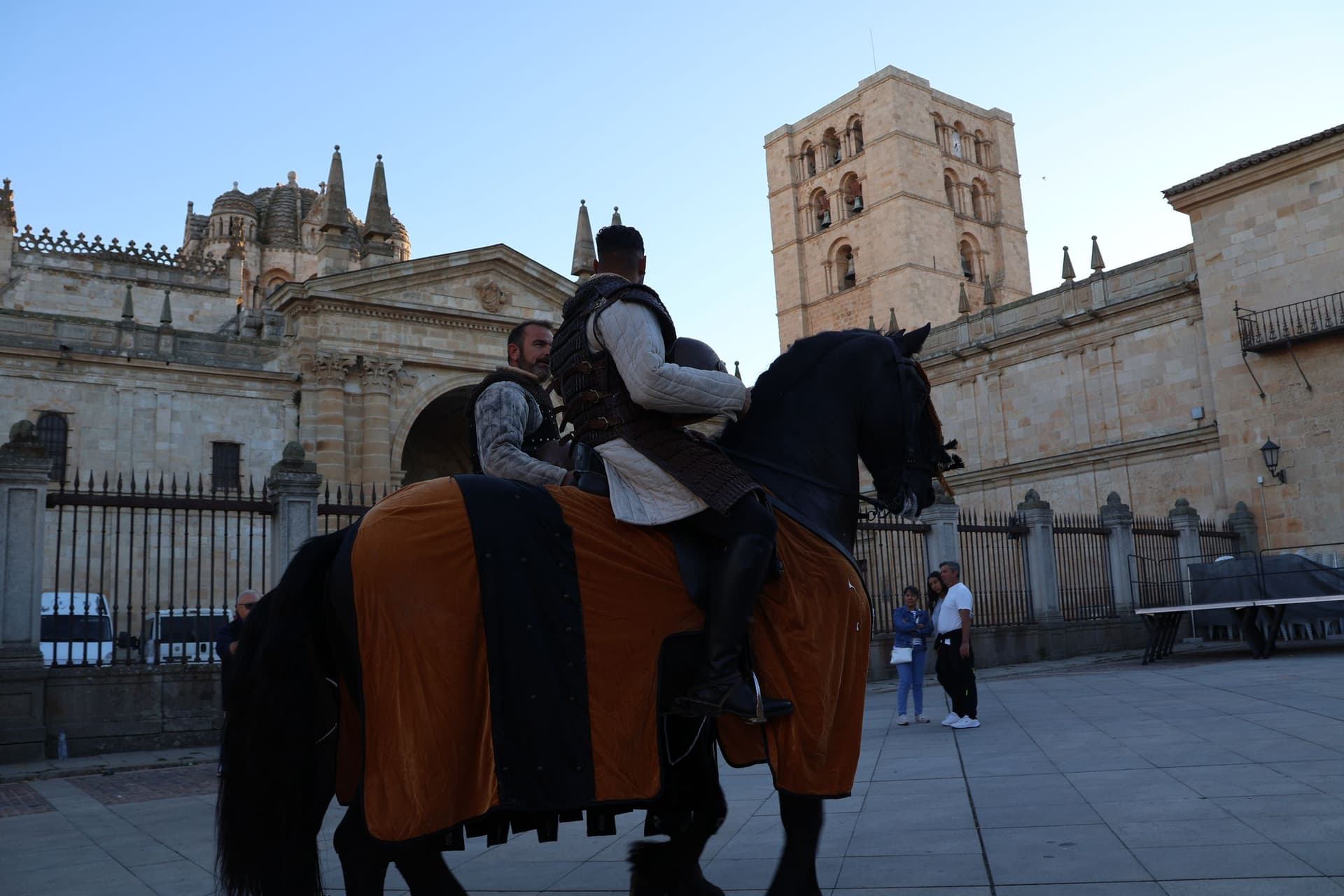 (39) GALERÍA | Desfile inaugural Mercado Medieval de Zamora