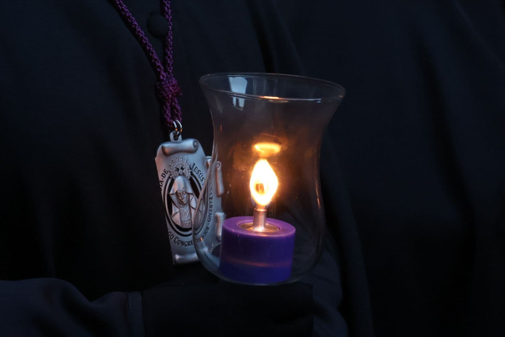 (96) GALERÍA | Revive en imágenes la procesión de la Soledad