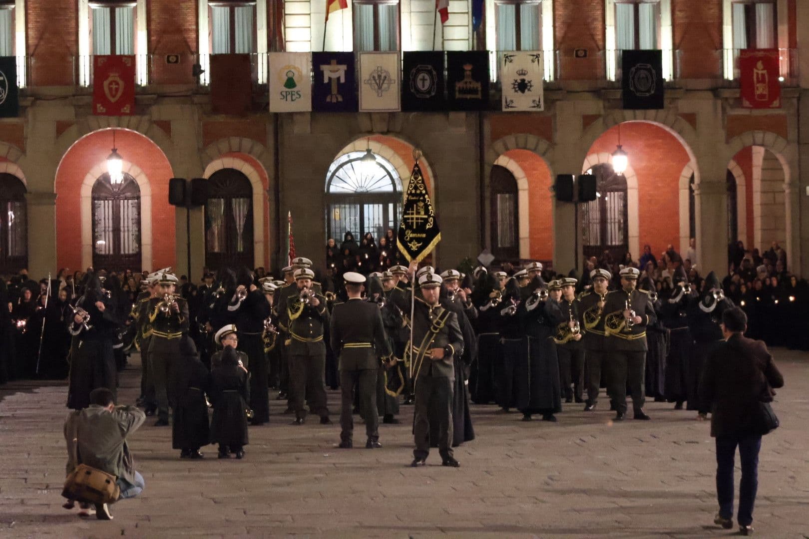 (39) GALERÍA | Revive en imágenes la procesión de la Soledad