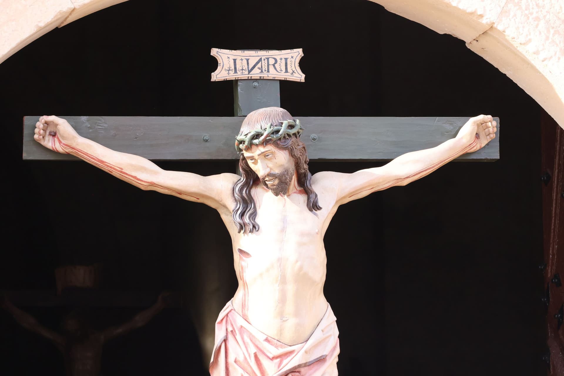 (69) GALERÍA | Revive en imágenes la procesión del Santo Entierro en Fuentesaúco