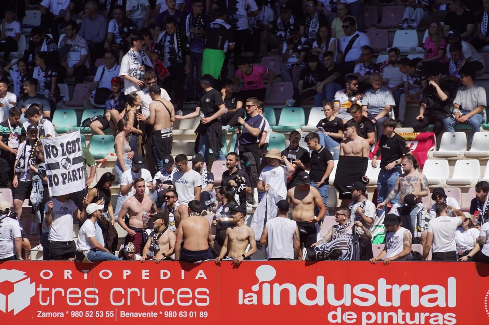 (9) GALERÍA | El Ruta de la Plata vibra con el derbi entre Zamora CF y Unionistas de Salamanca