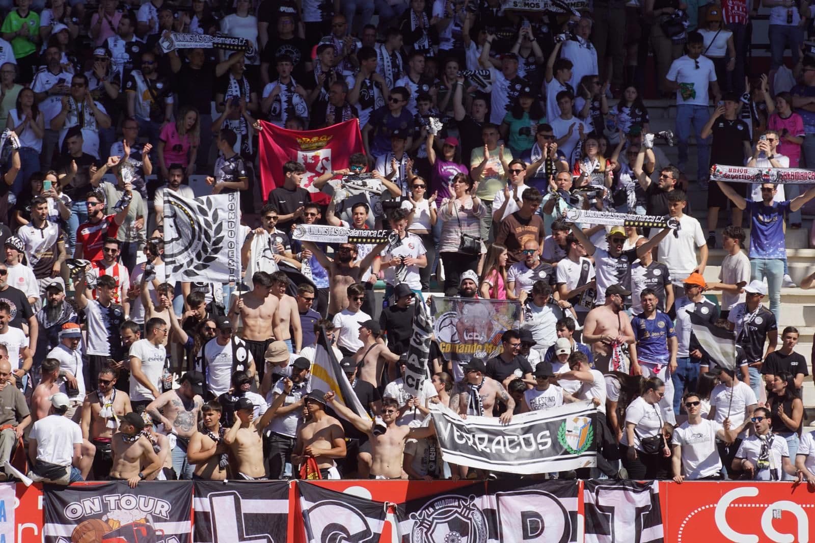 (10) GALERÍA | Revive en imágenes el derbi entre el Zamora CF y Unionistas de Salamanca